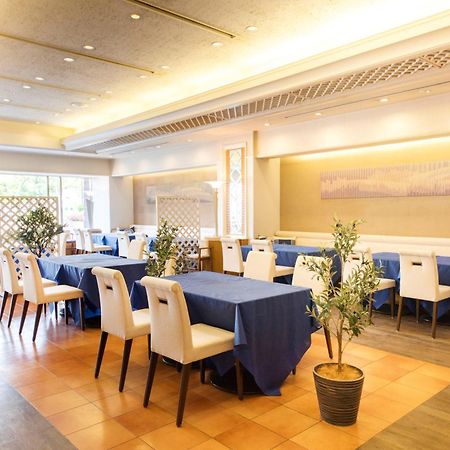 Kure Hankyu Hotel Экстерьер фото